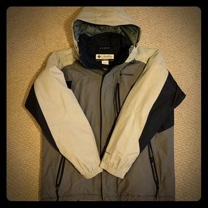 Columbia Coat: Warm, puffy waterproof winter coat